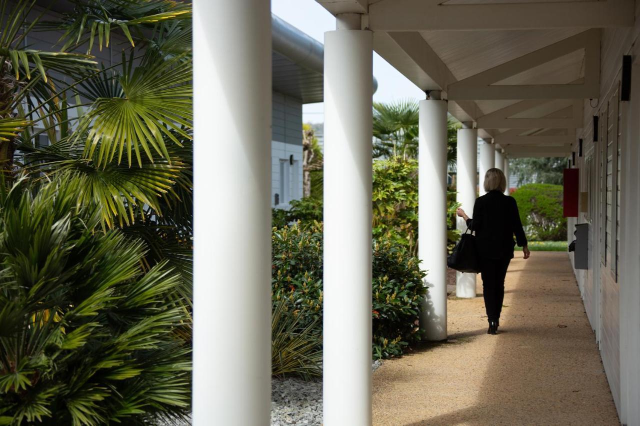 Hotel Grand Confort Le Moulin Rouge Terrasson Εξωτερικό φωτογραφία
